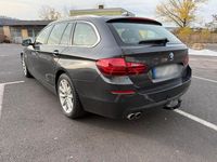Gebraucht BMW 520 190 PS (139 kW) 2016 Grau Kombi