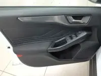 Gebraucht Ford Focus Titanium 120 PS (88 kW) 2022 Weiß Limousine