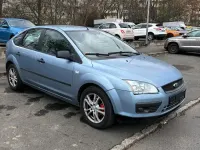 Second-hand Ford Focus 80 CP (58 kW) 2006 Albastru Berlinǎ