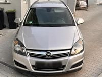 Gebraucht Opel Astra Cosmo 101 PS (74 kW) 2010 Silber Kombi