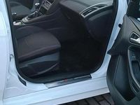 Gebraucht Ford Focus ST-Line 125 PS (91 kW) 2018 Weiß Kombi