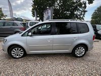 Gebraucht VW Touran Highline 170 PS (125 kW) 2012 Reflexsilber Van / Kleinbus