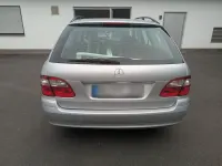 Używany Mercedes E280 Classic 190 KM (139 kW) 2005 Srebrny Kombi