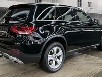 Gebraucht Mercedes GLC300e 194 PS (142 kW) 2021 Schwarz SUV