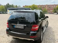 Gebraucht Mercedes ML300 204 PS (150 kW) 2010 Schwarz SUV