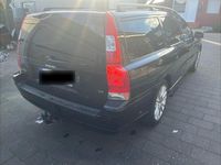 Używany Volvo V70 163 KM (119 kW) 2006 Czarny Kombi