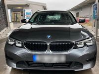 Gebraucht BMW 320 Advantage 190 PS (139 kW) 2022 Grau Kombi