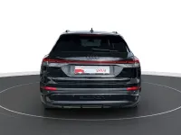 Gebraucht Audi Q4 e-tron Ambiente 150 kW (204 PS) 2023 Schwarz SUV