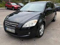 Używany Kia Ceed 140 KM (102 kW) 2008 Czarny Hatchback