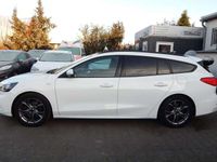 gebraucht Ford Focus Turnier 1.5 ST-Line Autom.~1.Hd~NAVI~PANO~