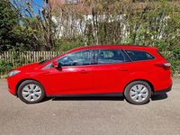 Gebraucht Ford Focus Trend 150 PS (110 kW) 2014 Rot Limousine