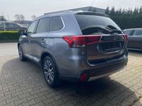 gebraucht Mitsubishi Outlander Plus 4WD*Automatik*7-SITZE*KAMERA*