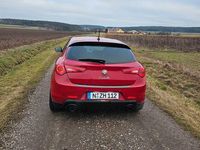 Gebraucht Alfa Romeo Giulietta Veloce 241 PS (177 kW) 2015 Rot Kleinwagen