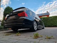 Gebraucht BMW 325 204 PS (150 kW) 2012 Schwarz Kombi