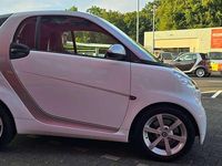 Gebraucht Smart ForTwo Coupé Passion 71 PS (52 kW) 2011 Kristallweiß/crystal white Kleinwagen