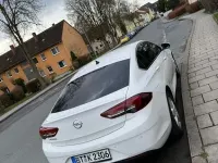 Gebraucht Opel Insignia Ultimate 170 PS (125 kW) 2019 Weiß Limousine