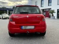 Gebraucht Suzuki Swift Club 92 PS (67 kW) 2010 Rot Kleinwagen