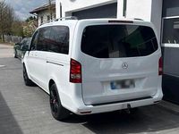 Usata Mercedes V220 160 CV (117 kW) 2015 Bianco Monovolume