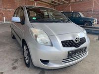 Gebraucht Toyota Yaris Sol 87 PS (63 kW) 2007 Silber Kleinwagen