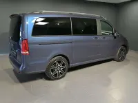 Gebraucht Mercedes V300 Avantgarde 237 PS (174 kW) 2023 Sodalithblau met. Van / Kleinbus