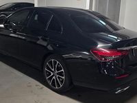 Gebraucht Mercedes E220 Avantgarde 200 PS (147 kW) 2022 Schwarz Limousine