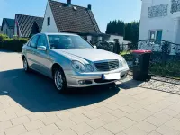 Gebraucht Mercedes E200 136 PS (100 kW) 2005 Silber Limousine