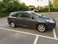 Gebraucht Ford Focus 105 PS (77 kW) 2012 Grau Kombi