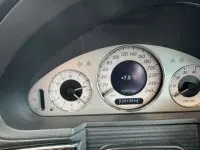 Gebraucht Mercedes E240 Avantgarde 177 PS (130 kW) 2004 Limousine