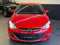 Gebraucht Opel Astra Exklusiv 165 PS (121 kW) 2014 Rot Limousine