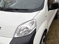 Gebraucht Peugeot Bipper 82 PS (60 kW) 2013 Weiß Van / Kleinbus