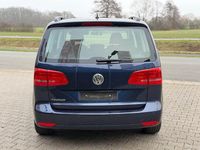Gebraucht VW Touran Trendline 105 PS (77 kW) 2012 Blau Van / Kleinbus