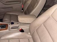 Gebraucht Audi A4 135 PS (99 kW) 2001 Schwarz Kombi