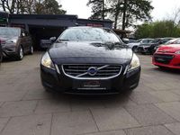 Gebraucht Volvo V60 Kinetic 163 PS (119 kW) 2012 Schwarz Kombi