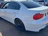 Gebraucht BMW 330 Sport Line 245 PS (180 kW) 2010 Weiß Limousine