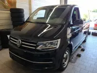 Gebraucht VW Multivan Highline 199 PS (146 kW) 2019 Schwarz Van / Kleinbus