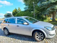 Gebraucht Opel Astra 90 PS (66 kW) 2010 Silber Kombi