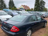 Gebraucht Mercedes E220 150 PS (110 kW) 2004 Blau Limousine