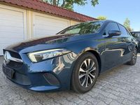 Gebraucht Mercedes A180 136 PS (100 kW) 2021 Blau Limousine