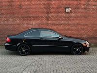 Gebraucht Mercedes CLK220 Avantgarde 150 PS (110 kW) 2006 Schwarz Coupé