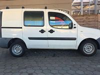 Gebraucht Fiat Doblò 75 PS (55 kW) 2009 Bianco banchisa/pack/canova/sa Van / Kleinbus