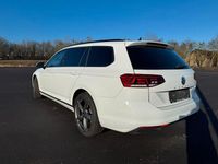 Gebraucht VW Passat Trendline 120 PS (88 kW) 2019 Weiß Limousine