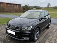 Gebraucht VW Tiguan R-line 150 PS (110 kW) 2016 Schwarz SUV