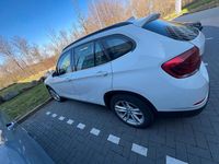 Gebraucht BMW X1 184 PS (135 kW) 2015 Weiß SUV