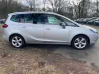 Gebraucht Opel Zafira Tourer Innovation 140 PS (102 kW) 2013 Argon silber/ice silver (m2) Van / Kleinbus