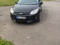 Gebraucht Ford Focus Trend 150 PS (110 kW) 2011 Schwarz Limousine