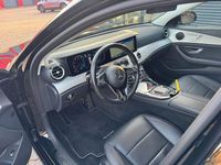 Gebraucht Mercedes E450 Avantgarde 367 PS (269 kW) 2023 Schwarz Limousine