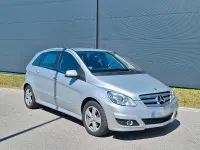 Gebraucht Mercedes B180 109 PS (80 kW) 2009 Grau Van / Kleinbus