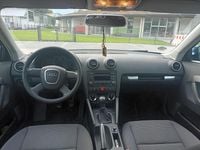 Second-hand Audi A3 102 CP (75 kW) 2006 Albastru Hatchback