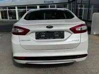 Gebraucht Ford Mondeo 140 PS (102 kW) 2015 Weiß Limousine