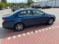 Używany VW Jetta 140 KM (102 kW) 2006 Niebieski Sedan/Limuzyna